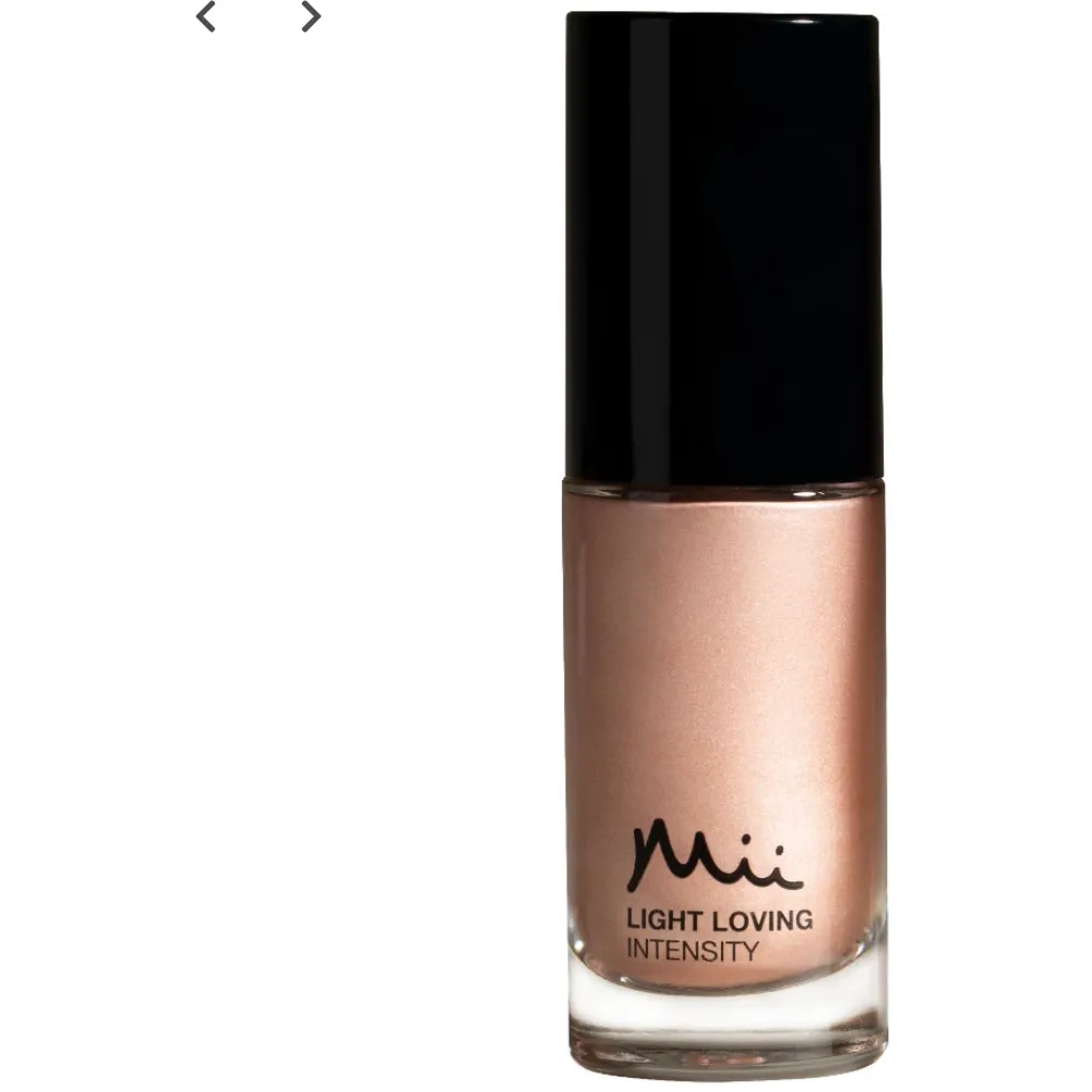 mii cosmetics Light Loving Liquid Luminizer