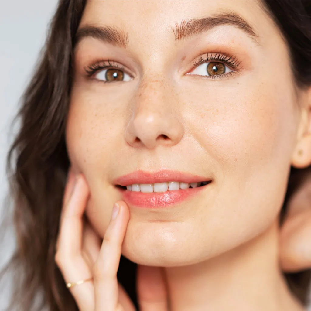 Natural Almond Mascara